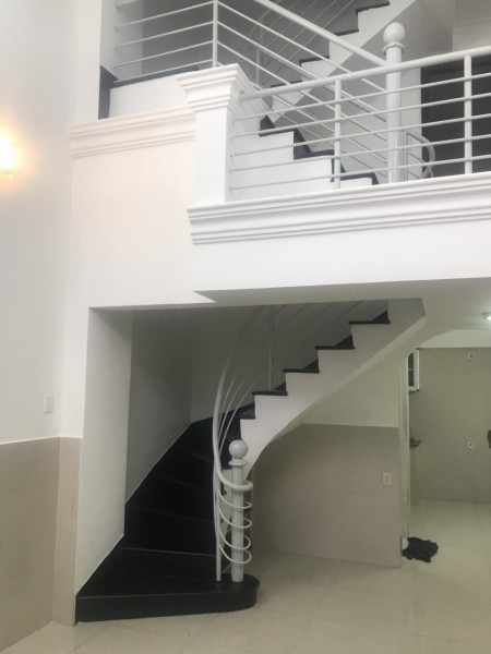 Cho thuê nhà nguyên căn MT đường Cù Lao Phú Nhuận - nhà mới xây như hình -trệt, lửng, 2 lầu & sân thượng