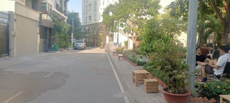 Bán nhà KD xây mới 1 trệt 4 lầu tại đường 99 Nguyễn Tư Nghiêm 103m2 giá 16 tỷ