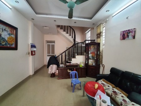 Bán nhà Phường Vạn Phúc, ngõ thông, nông, rộng, khu dân trí văn minh, an sinh tốt