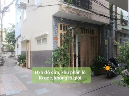 Bán gấp nhà hẻm xe hơi Hoàng Hoa Thám, Phú Nhuận, lô góc thông thoáng, 38m2, 4 tầng BTCT, 4PN + 4WC. Dọn vào ở ngay!!!