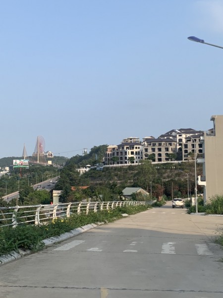 Đi đến slide 3