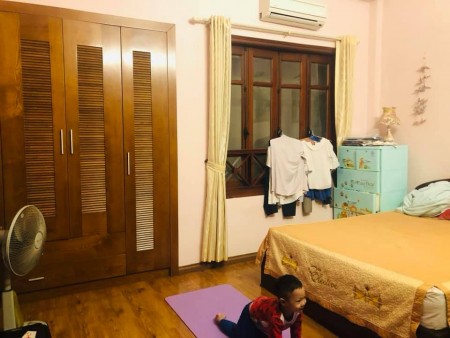 Ô TÔ VÀO NHÀ THÔNG SỐ ĐẸP THOÁNG 3 MẶT dt 80m giá 8.2 tỷ