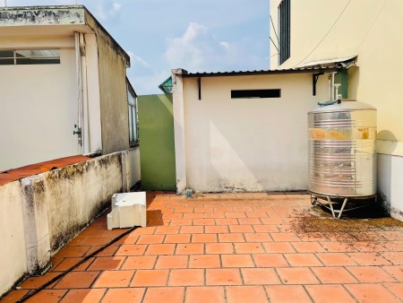 Ô tô đổ cửa GÒ VẤP 60m2 chỉ 4.7 tỷ