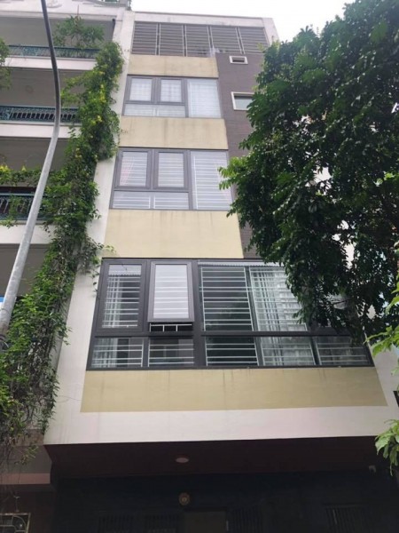 Bán CCMN phố Phùng Khoang 205m2x7T mặt tiền 8m giá 23 tỷ