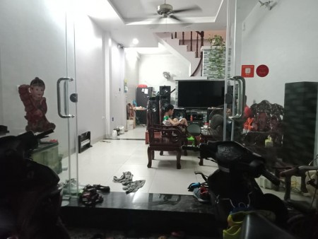 Bán Nhà Nguyễn Trãi 50m2x5T, Ngõ Rộng Thông Kinh Doanh, Mặt Tiền 4m, Nhà Đẹp Ở Ngay 5.9 Tỷ