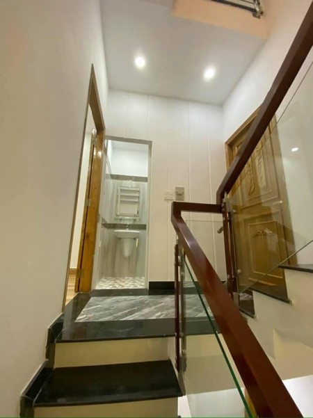 Đi đến slide 6