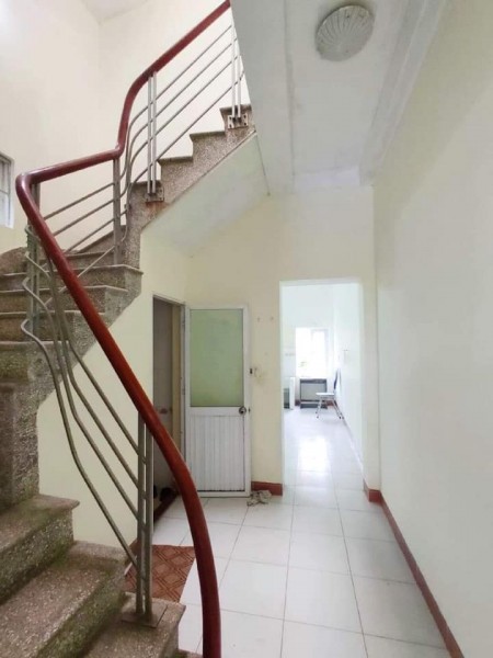 Nhà Bát Khối 49m2 3 tầng, giá 2,65 tỷ