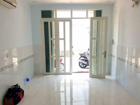 Nhà Giá 670 triệu 1 Trệt 1 Lầu Đinh Đức Thiện, Bình Chánh, TpHCM