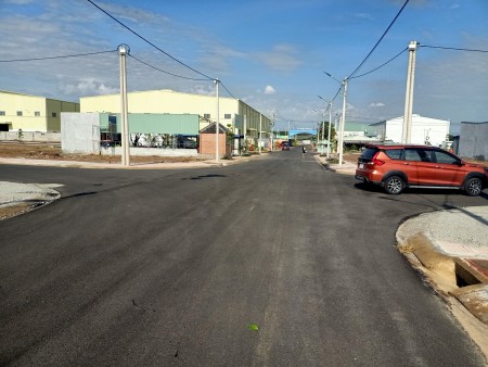 Cần bán gấp lô đất ngay trung tâm huyện Đồng Phú