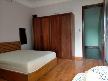 BÁN NHÀ RIÊNG XÃ ĐÀN, QUẬN ĐỐNG ĐA. DT 42M x 5T, GIÁ 3 TỶ.