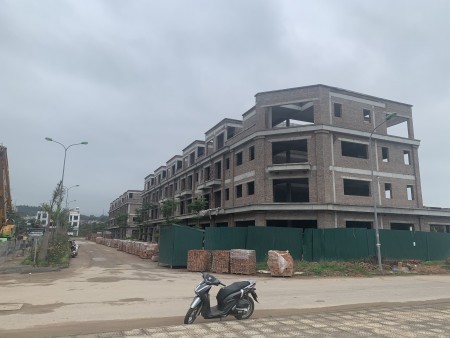 Đi đến slide 10