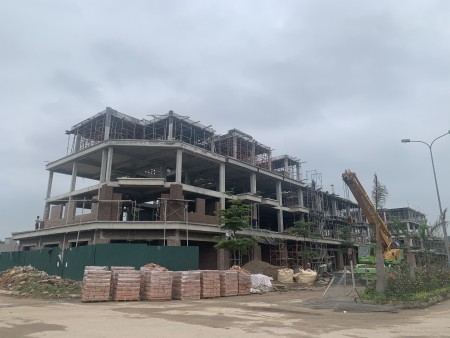 Đi đến slide 8