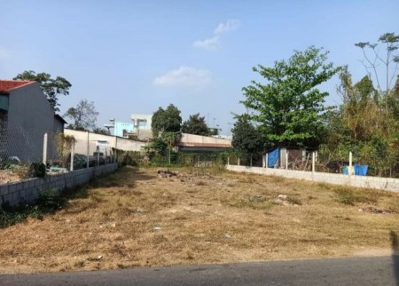 Bán gấp 1050,4 m2 đất có sổ sẵn giá 430 triệu. Liên hệ 0762 162 497