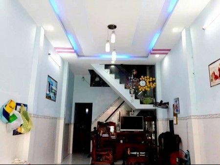 Cần Bán Nhà Chính Chủ Sổ Hồng Riêng; Thuộc Phạm Đăng Giảng. P Bình Hưng Hòa. Bình Tân