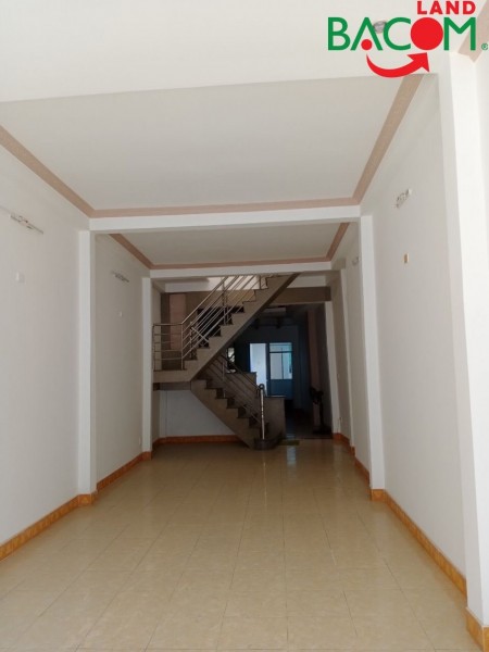 Nhà 1 Trệt 1 Lầu 141m2 MẶT TIỀN Phạm Văn Thuận, phường Tam Hiệp, gần UBND phường