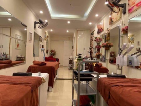 Bán gấp trong tuần: đất nền Ngõ 18 Võ Văn Dũng đầu ngõ thông ra 95 Hoàng Cầu và cuối ngõ