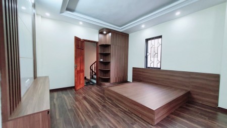 NGUYỄN CHÍNH 53MX5 TẦNG 4.65 TỶ, KINH DOANH, GARA Ô TÔ