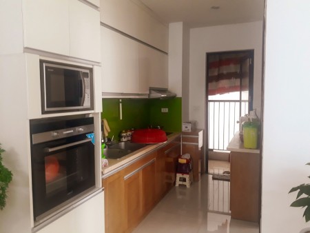 Nhà đẹp, có thể dọn tới ở ngay, 2PN, 2 WC, Toà D, Vinaconex 2, Đại Kim
