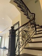Bán nhà Phạm Văn Đồng 4 tầng dân trí cao, nội thất sang trọng, 30m2, giá 3 tỷ