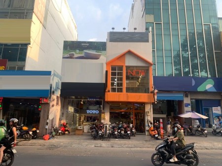 Góc MT Đường Mã Lò. dt: 4 x 22 suốt 2L
