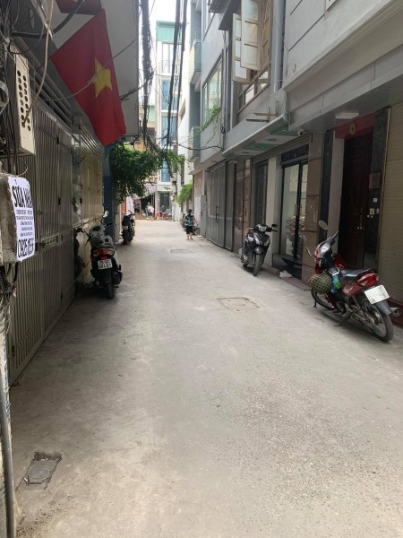 Bán nhà phân lô phố Thái Thịnh, 58m2 *4T, Ôtô tránh 10m, full Nội Thất, kinh doanh, ngõ thông, 2 mặt thoáng