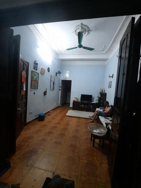 Bán Nhà 3 Tầng Thổ Quan, Đống Đa, DT 38m2, Gần Phố, Ngõ Thông, Kinh Doanh. Chỉ 2.85 Tỷ.