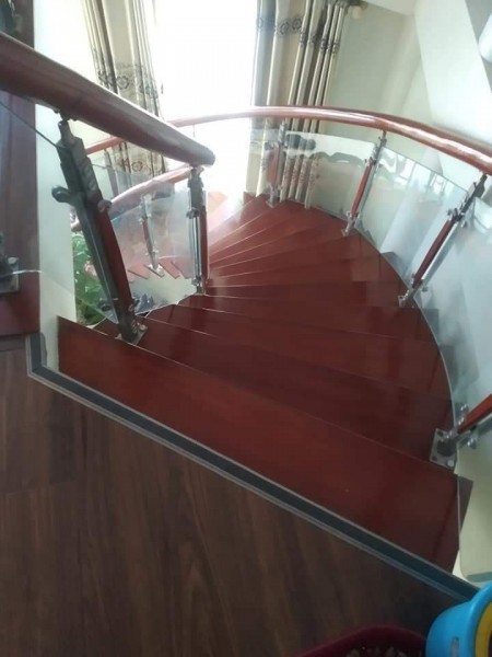 Bán nhà Duy Tân, Cầu Giấy. Otô tránh.KD.MT 5.5m. DT 55m2.Giá 8.4 tỷ