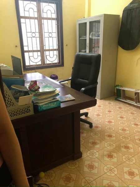 Bán nhà lô góc Tây Hồ, 50m2*4 tầng, MT 4m nhỉnh 5 tỷ.