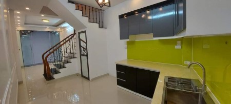 Bán nhà Vũ Tông Phan, Thanh Xuân 45m 5T giá 4 tỷ, 3 bước ra phố