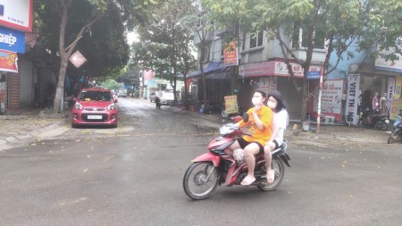 Đi đến slide 1