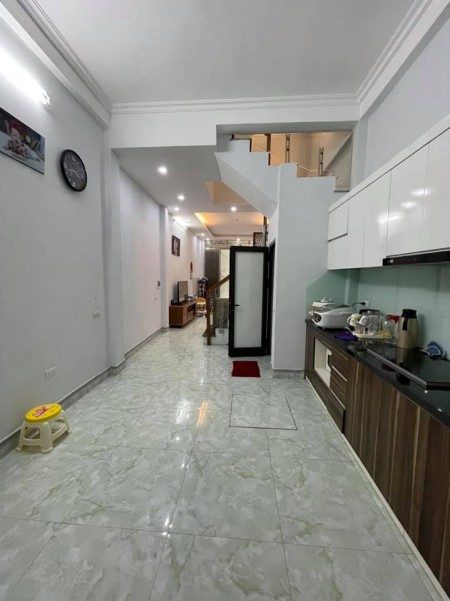 NHÀ PHỐ YÊN NGƯU KINH DOANH ĐỈNH Ô TÔ TRÁNH