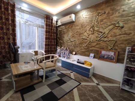 NHÀ ĐẸP LÂM DU, LONG BIÊN 10M RA Ô TÔ 10P CHẠY XE SANG PHỐ CỔ NỘI THẤT CỰC ĐẸP