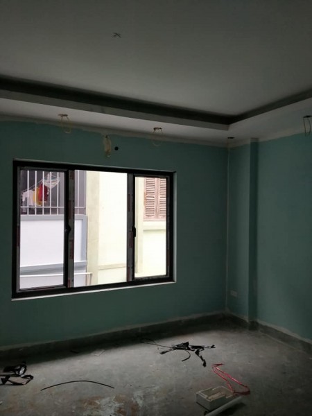 BÁN NHÀ RIÊNG Tả Thanh Oai MỚI TINH Ở NGAY GẦN ĐƯỜNG TO, dt 40m2 chỉ hơn 2 tỷ 5 TẦNG