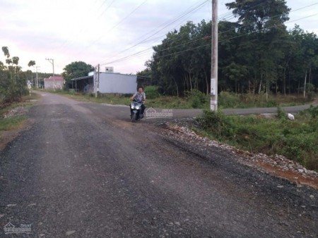 Bán lô đất ngay ủy ban Tân ưng, gần khu công nghiệp becamex thổ cư, sổ hồng riêng đất đầu tư giá tốt