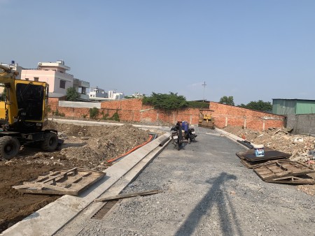Đất Nền Kinh Dương Vương đối diện Aeon Mall Bình Tân, SHR xây dựng tự do. Thanh toán trước 20% (900tr) nhận nền ngay.