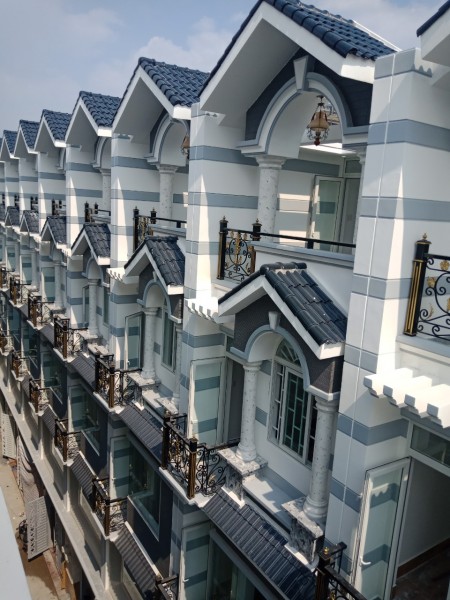 NHÀ SỔ HỒNG RIÊNG NGAY TẠ QUANG BỬU QUẬN 8