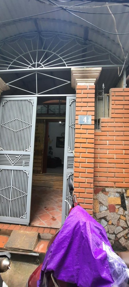 Bán nhà Võ Chí Công 49m2 giá chỉ 5.1tỷ