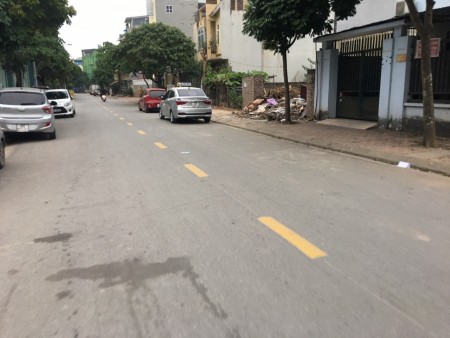 Bố vợ cần bán 129m khu 31ha mặt phố Chính Trung