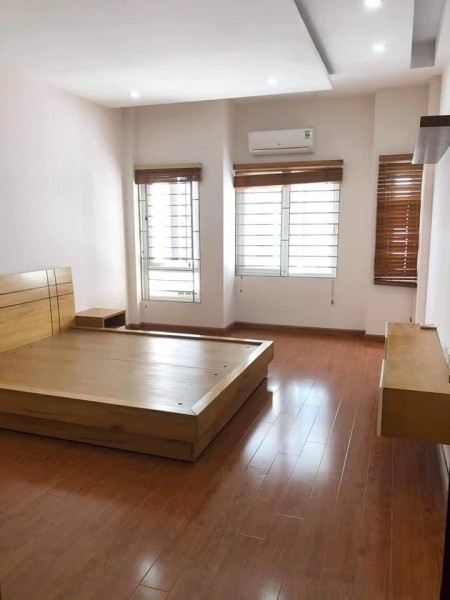 Chưa đến 3 tỷ có ngay nhà trung tâm Cầu Giấy, nội thất full