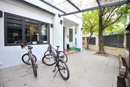Bán căn góc T7 Ciputra, 230m2 - 5 ngủ đường to đậu 6 ô tô, đồ cơ bản. Giá tốt LH 0973781843 Ánh.