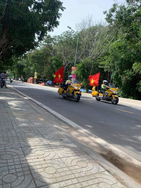 Đi đến slide 4