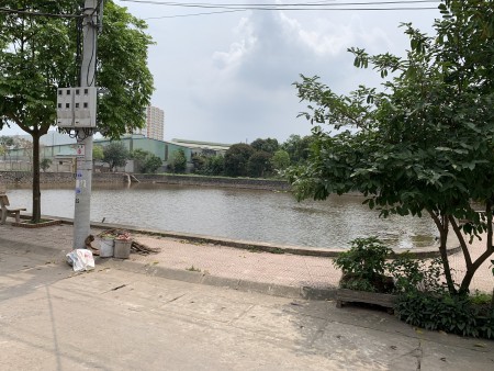 Cần Bán mảnh đất 3 mặt thoáng tại Biên Giang Hà Đông