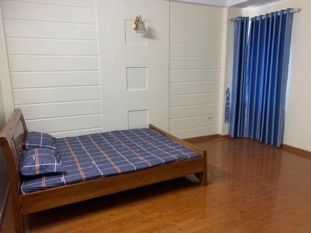 Bán Nhà Phố Tôn Đức Thắng, Quận Đống Đa, Cực Hiếm Tầm Tiền, Giá 4tỷ, 5Tầng x45m2, Chỉ việc dọn về ở.