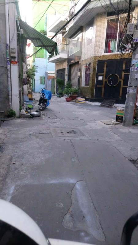 Nhà Quận Tân Bình, xe hơi tới cửa, 45m2, có 4tỷ3