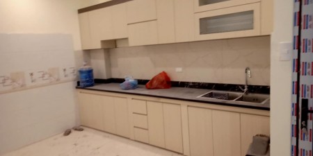 Nhà đẹp 5 tầng ở luôn Ngõ Quỳnh, kinh doanh, cách ô tô tránh 10m, giá 4.85 tỷ.