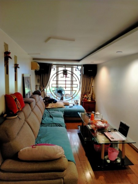 CỔNG ĐỤC PHỐ CỔ Ô TÔ VÀO NHÀ GẦN HỒ GƯƠM NHỈNH 12 TỶ