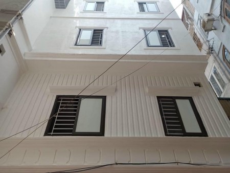 Nhỉnh 2 tỷ có nhà Nguyễn Lương Bằng, Đống Đa SDCC