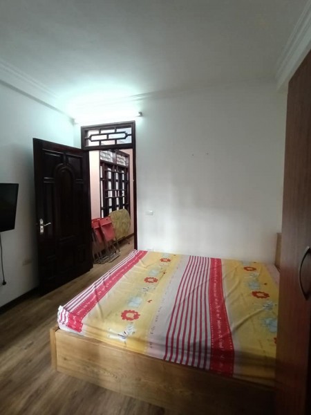 Bán nhà Vĩnh Hưng, Vuông vắn, Nội thất đẹp, Ở ngay, 33m2, 1,8 tỷ.