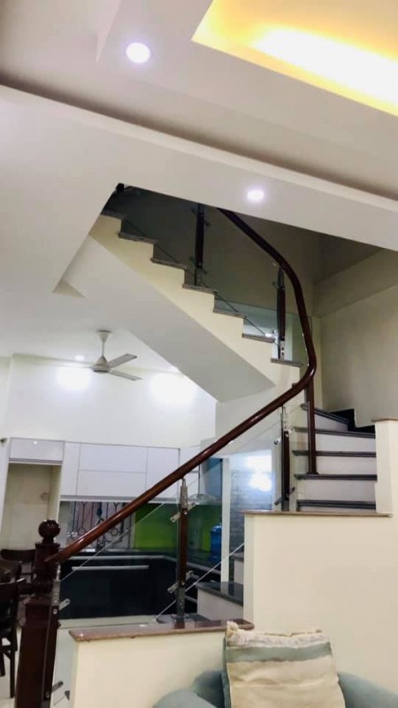 Bán nhà Vạn Phúc Hà Đông, ôtô đỗ cửa 32m2 3,9 tỷ