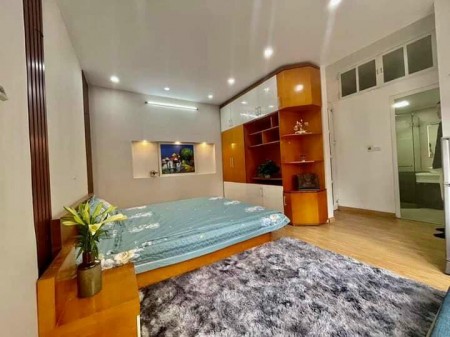 Siêu Hiếm Khó Tìm Lô Góc Trương Định 40m2 5 tầng giá 3.2 tỷ